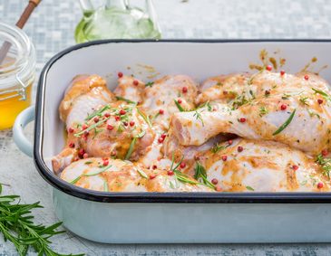 Rezept für Hähnchenschenkel mit Honigmarinade